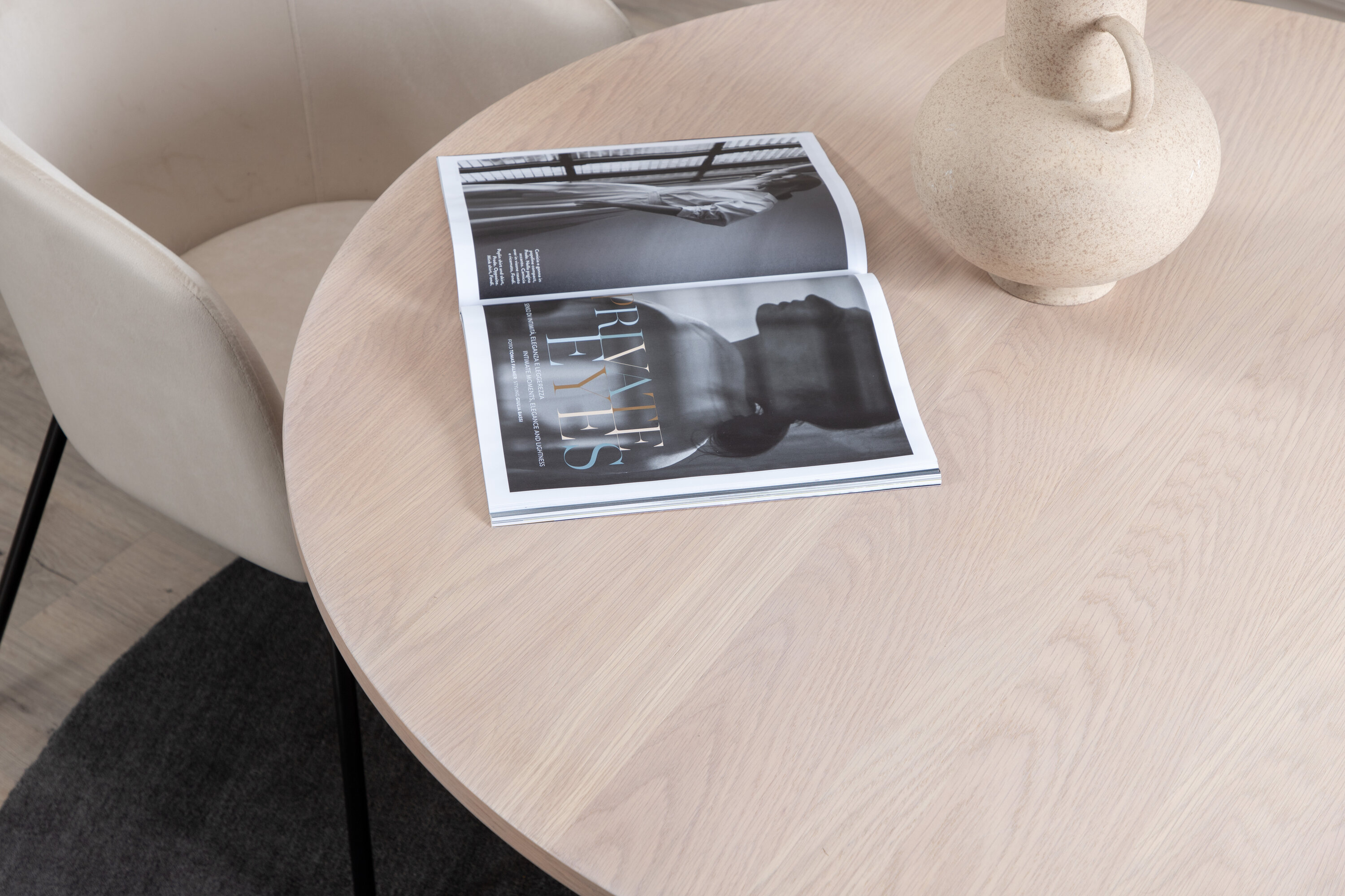 Détail du table à manger ronde Bianca noir, blanc, blanchi ⌀110 cm