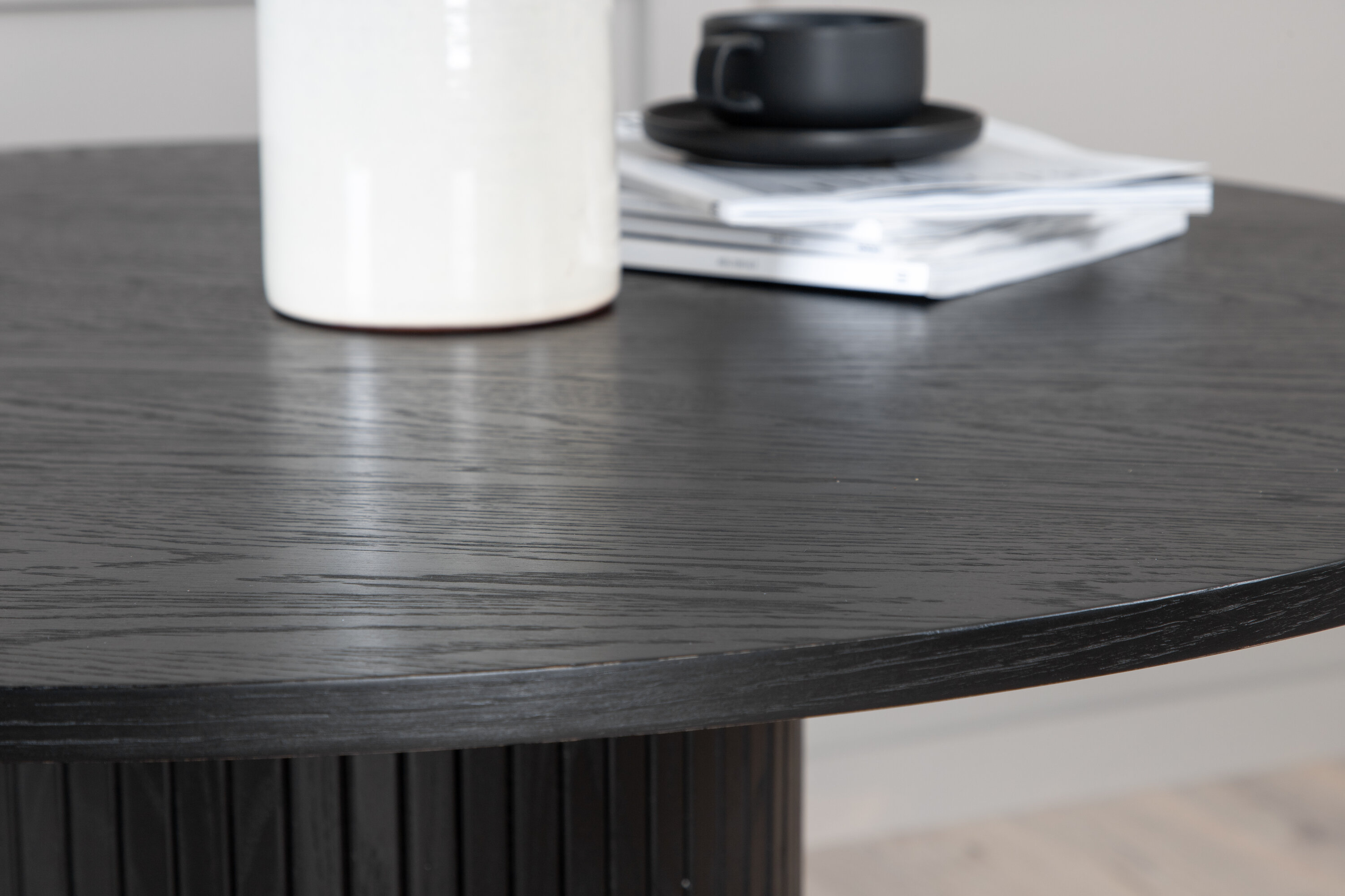 Détail du table à manger ronde Bianca noir ⌀110 cm