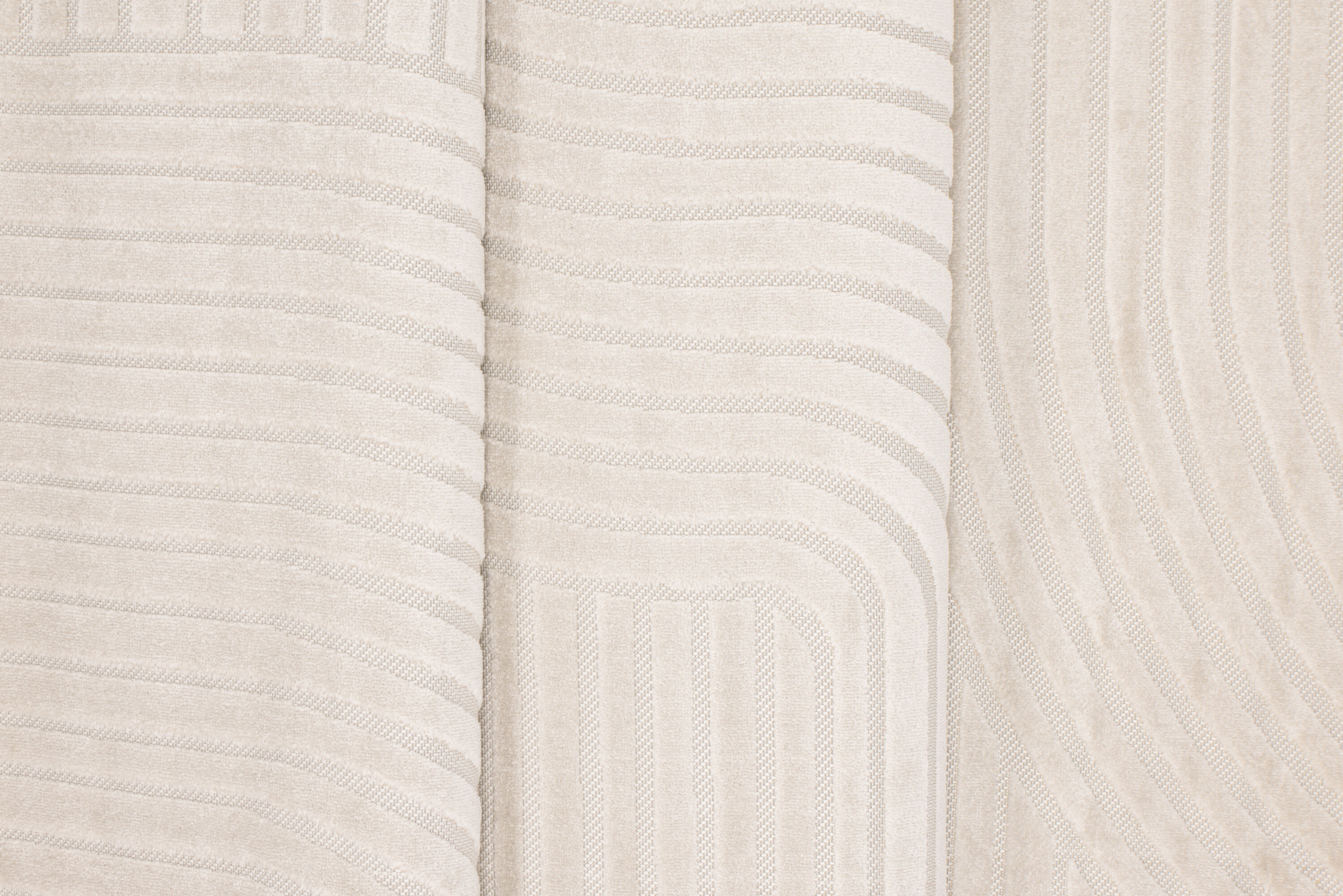 Vince tapis de salon blanc 340 x 240 cm sur fond clair