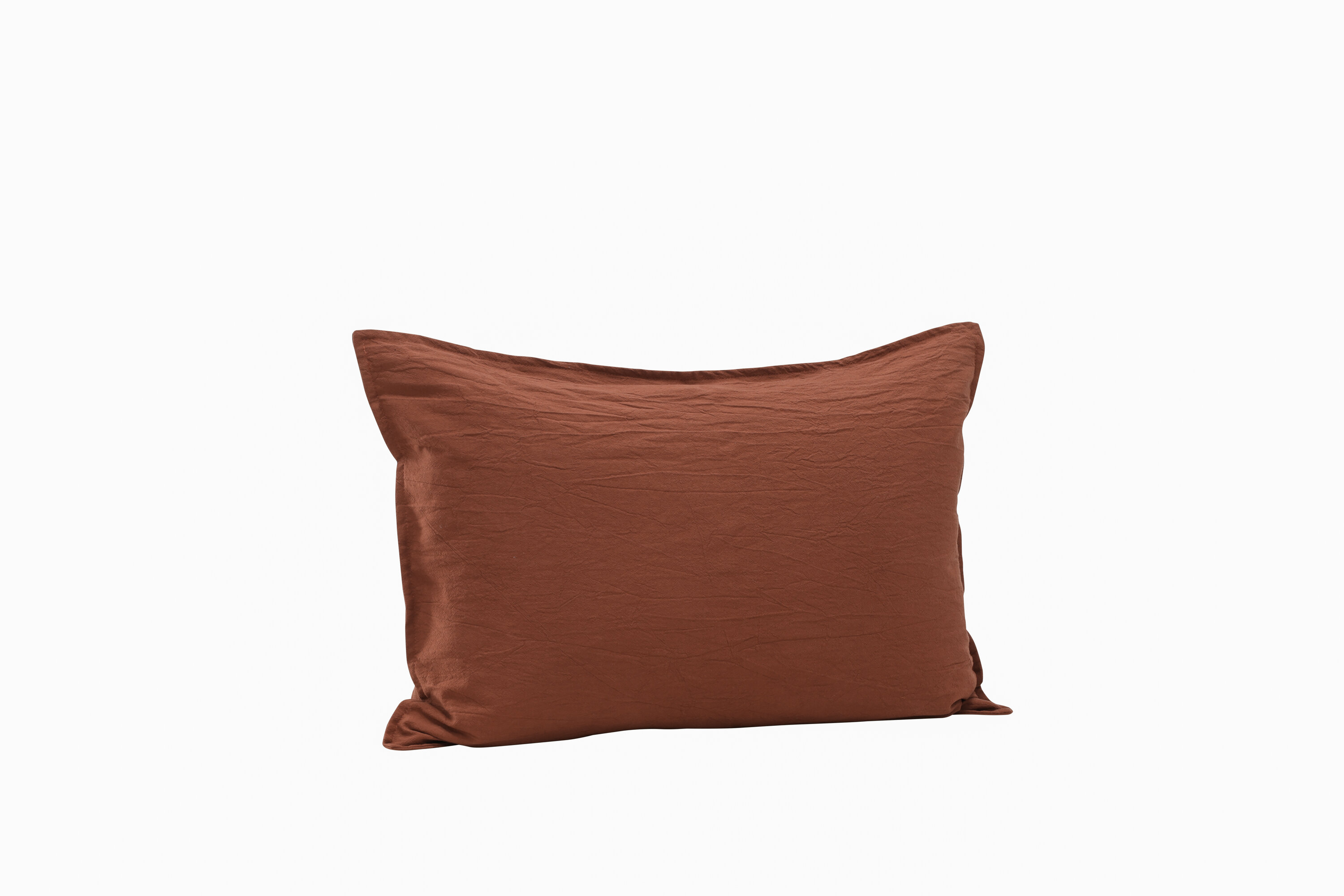 Ronja housse de coussin brun rôti 40 x 60 cm sur fond clair