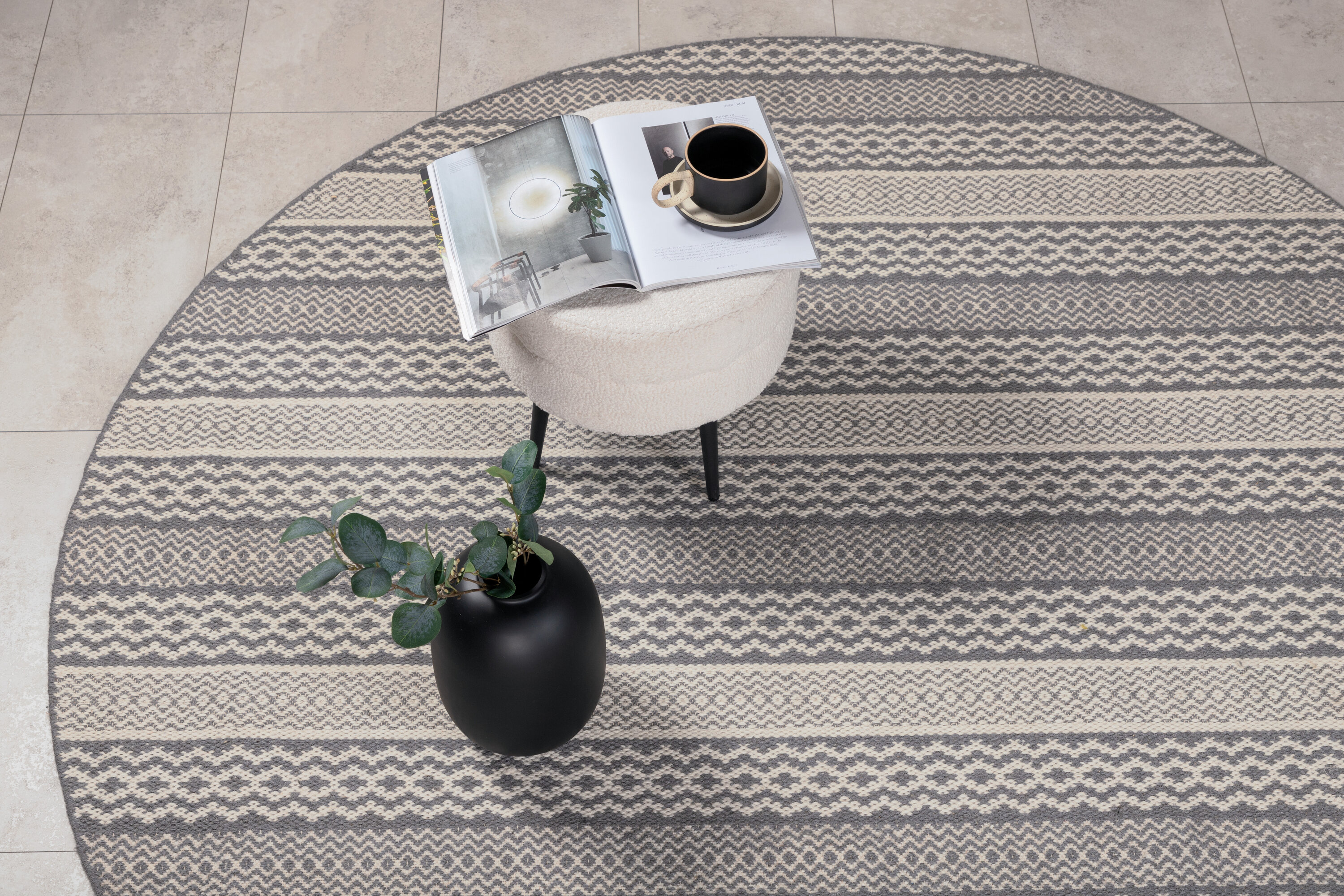 Détail du tapis de salon Sishu gris clair ⌀200 cm