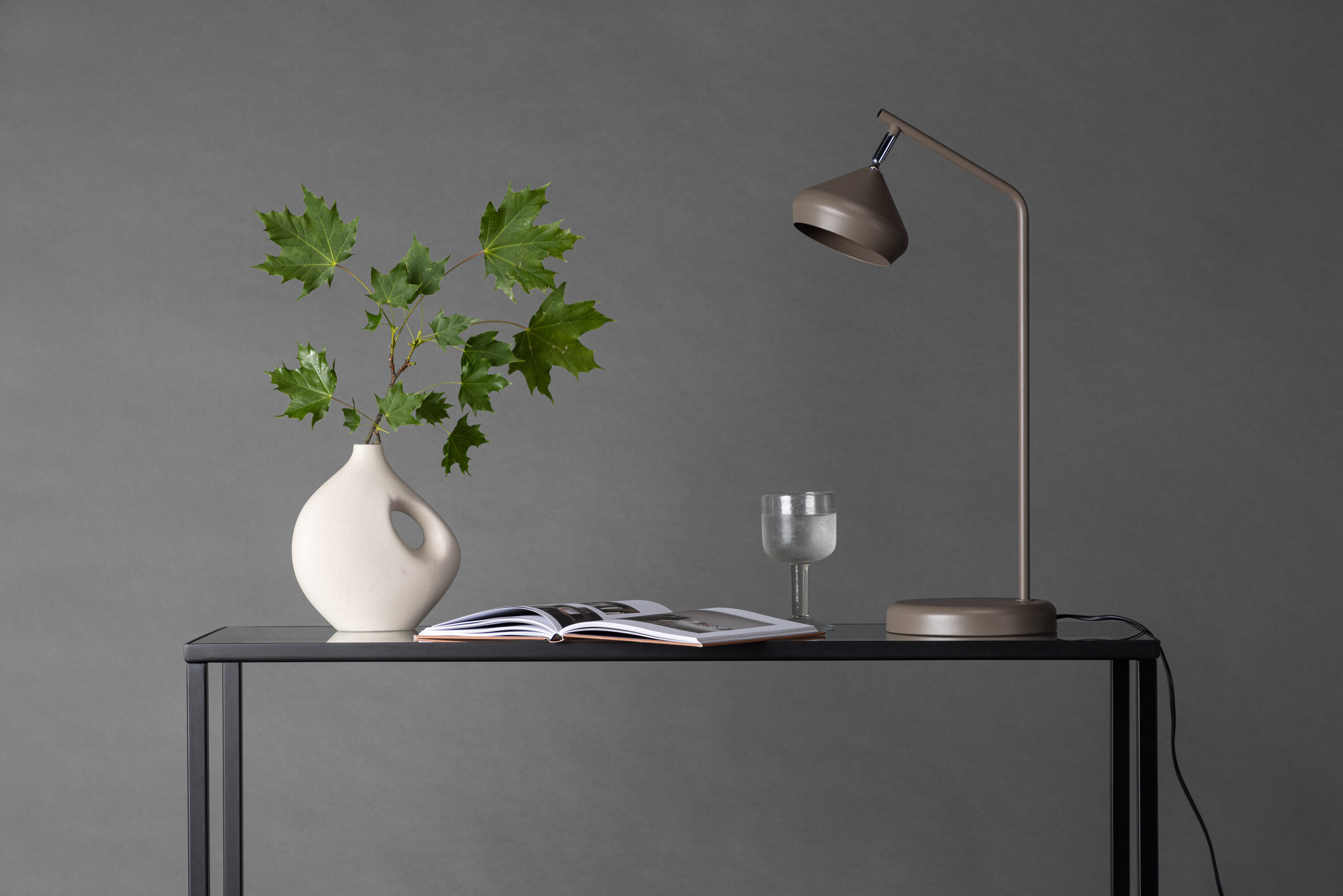 Isaberg éclairage de noël chrome, moka ⌀9 cm en situation dans une pièce décorée