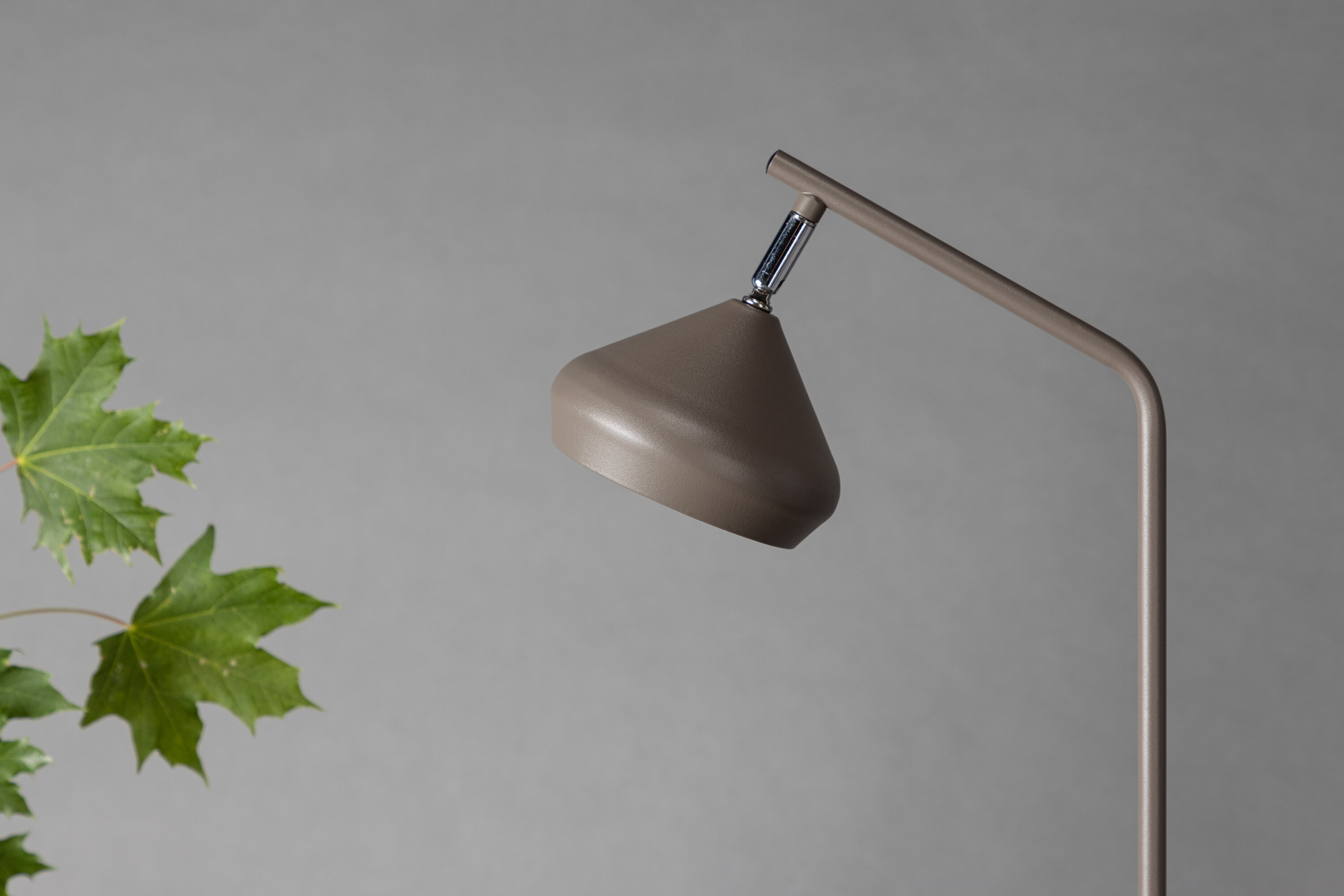 Isaberg éclairage de noël chrome, moka ⌀9 cm en situation dans une pièce décorée