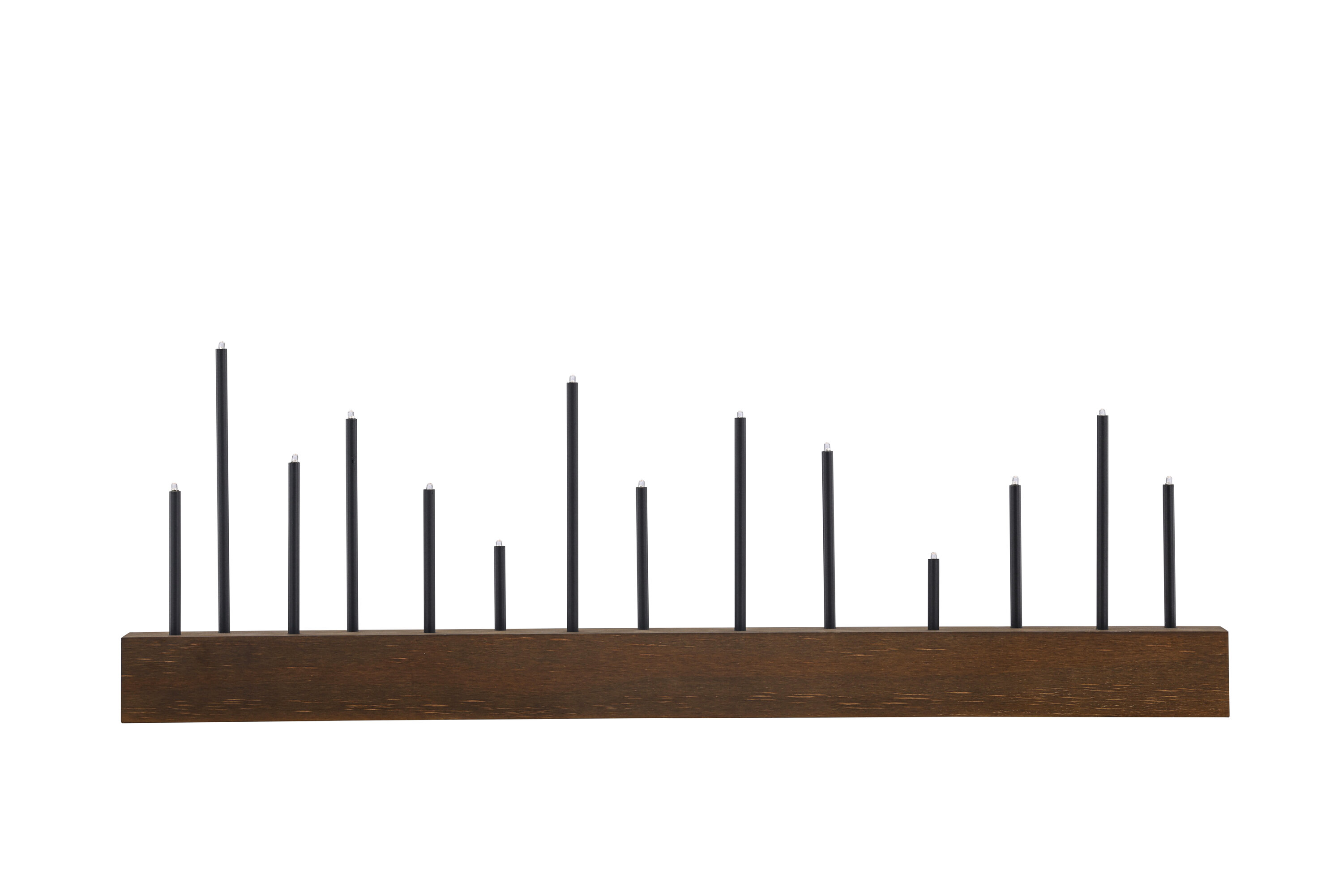 Kungsberget éclairage de noël noir, noyer 6 x 27 x 77 cm sur fond clair