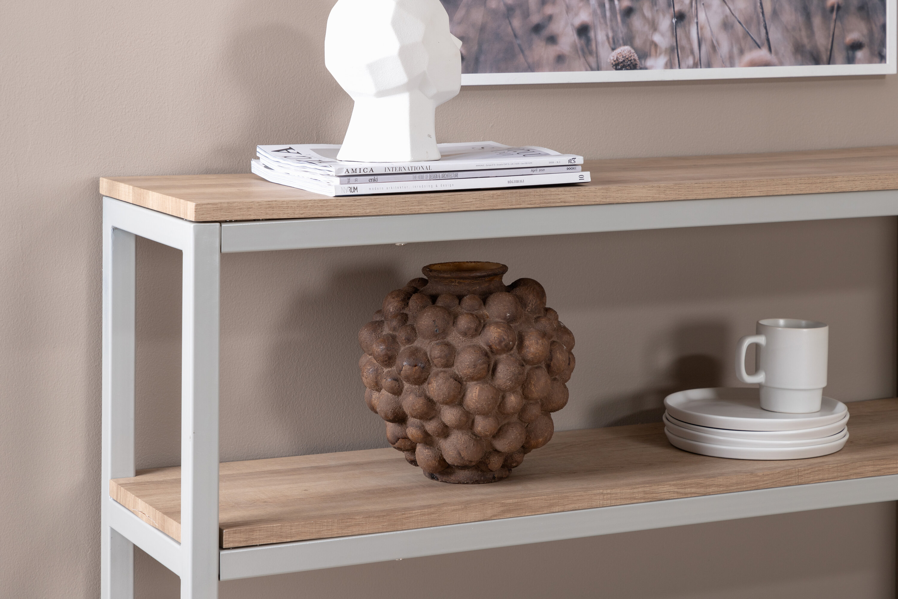 Détail du table d'appoint Rise gris, naturel 110 x 30 cm