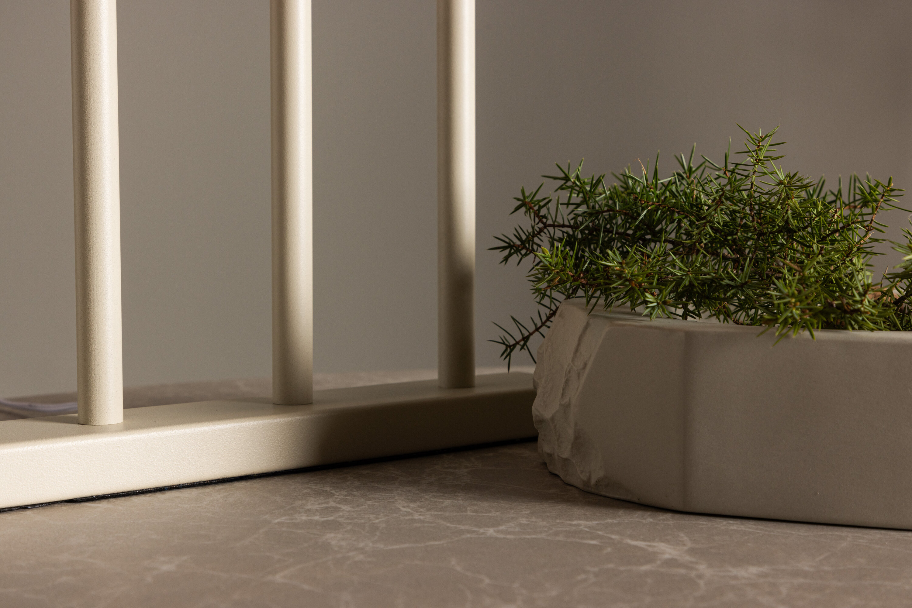 Lofsdalen éclairage de noël beige 5 x 35 x 35 cm en situation dans une pièce décorée