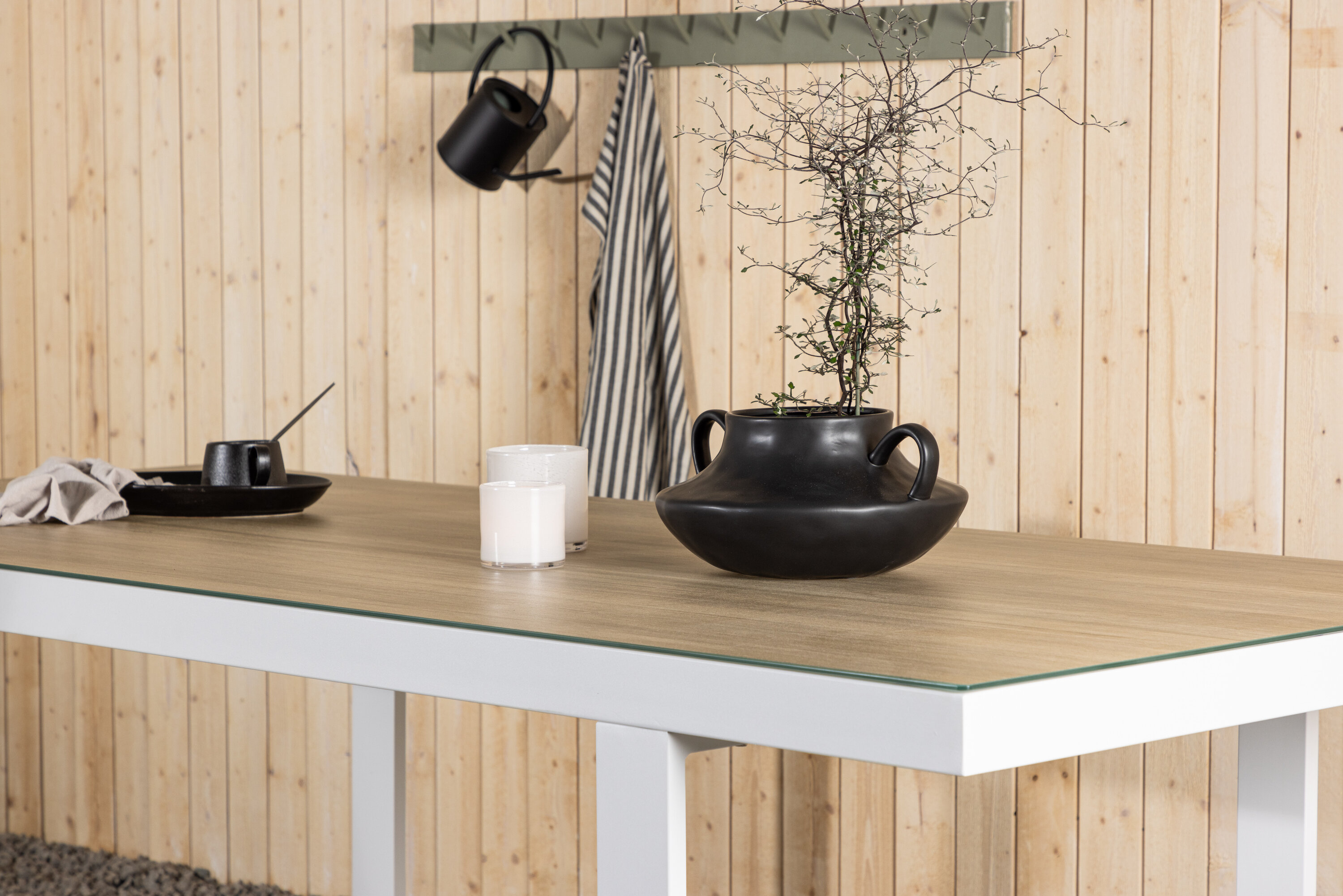 Merlo table à manger rectangulaire blanc 200 x 90 cm en situation dans une pièce décorée