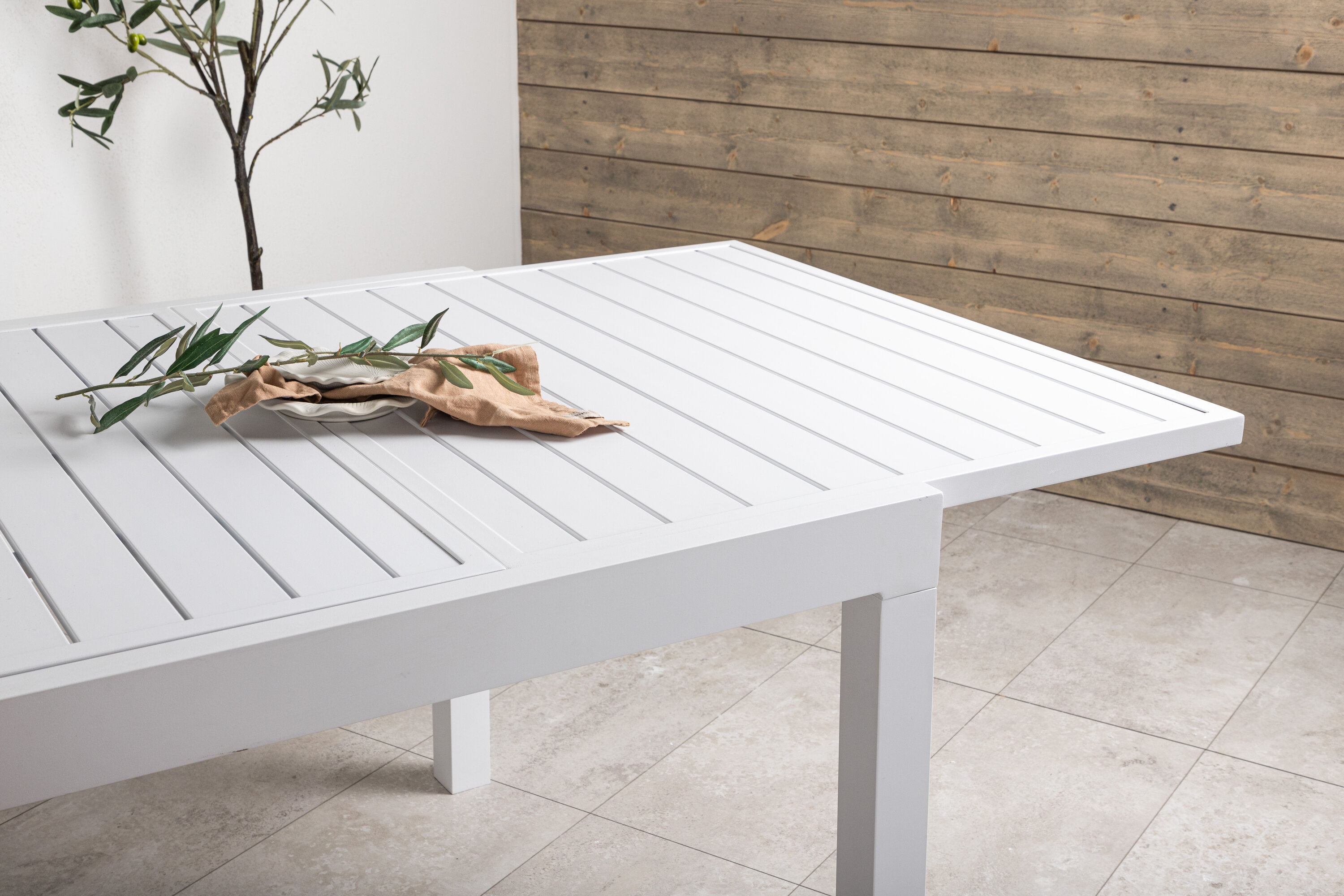 Détail du table à manger rectangulaire Marbella blanc 160 x 100 cm