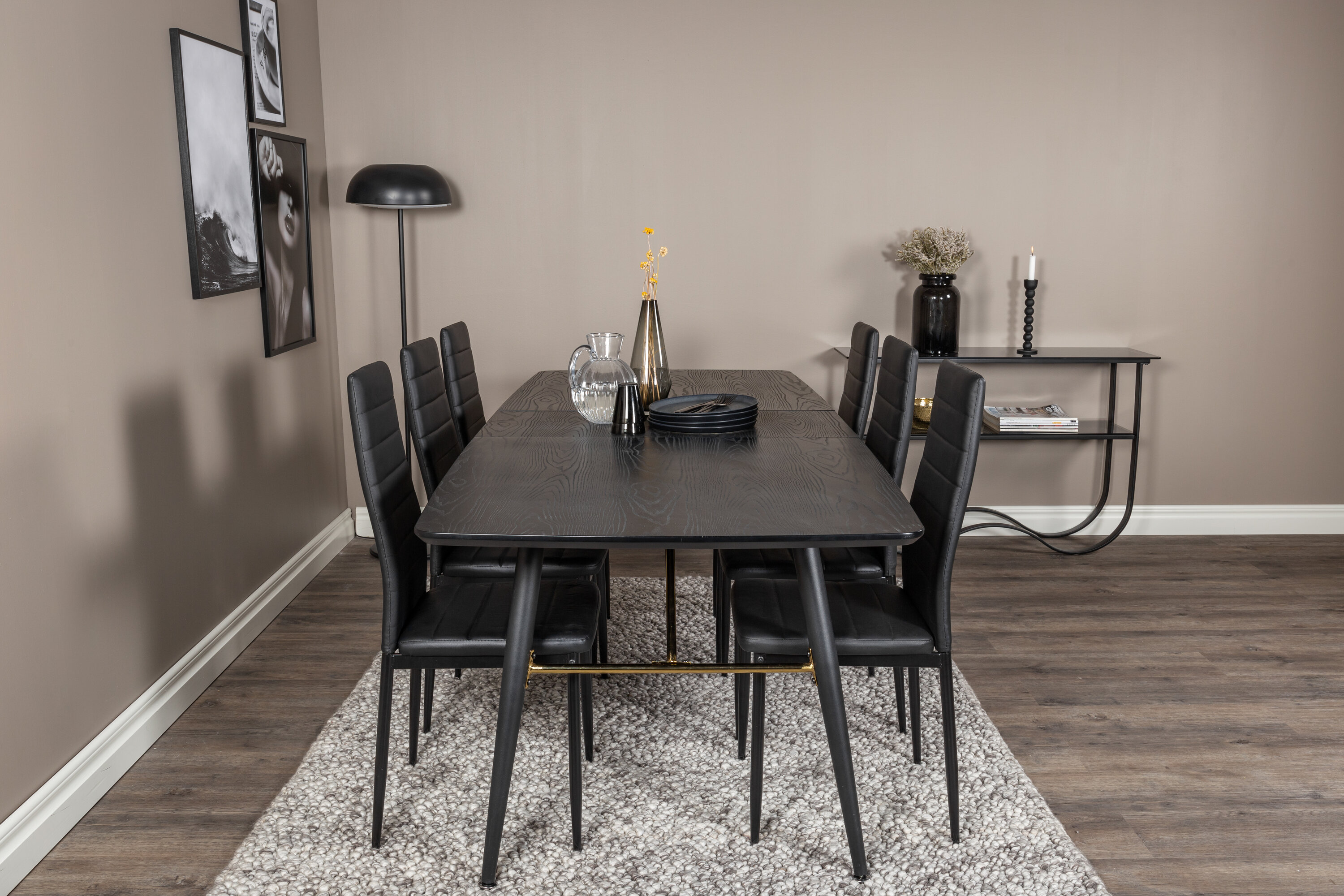 Détail du ensemble repas rectangulaire Gold, Slim noir Table : 76 x 180 x 85 Chaise : 48 x 98 x 42 cm