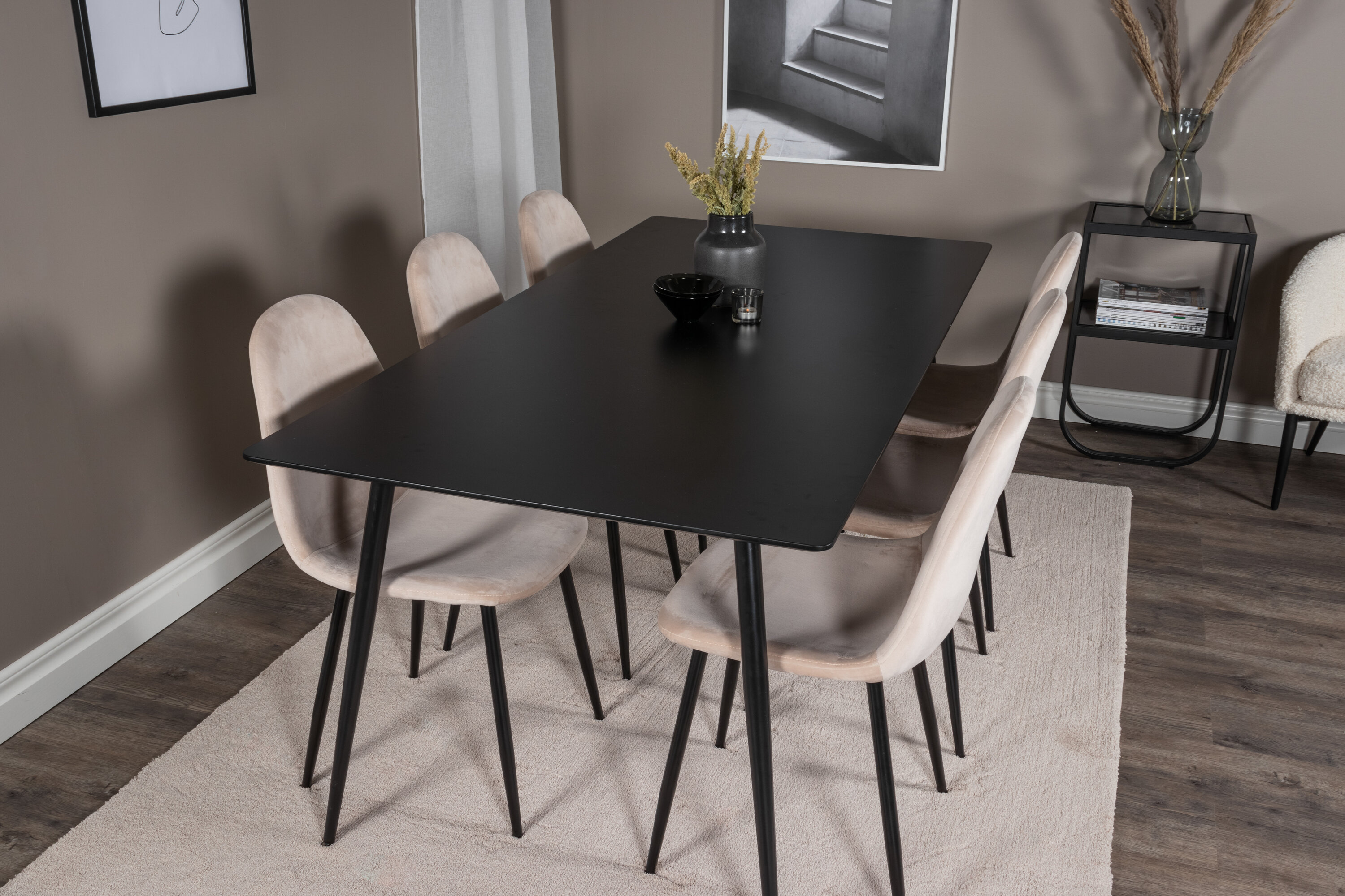 Détail du ensemble repas rectangulaire Silar, Polar noir, beige Table : 75 x 180 x 90 Chaise : 53,3 x 88 x 42,5 cm