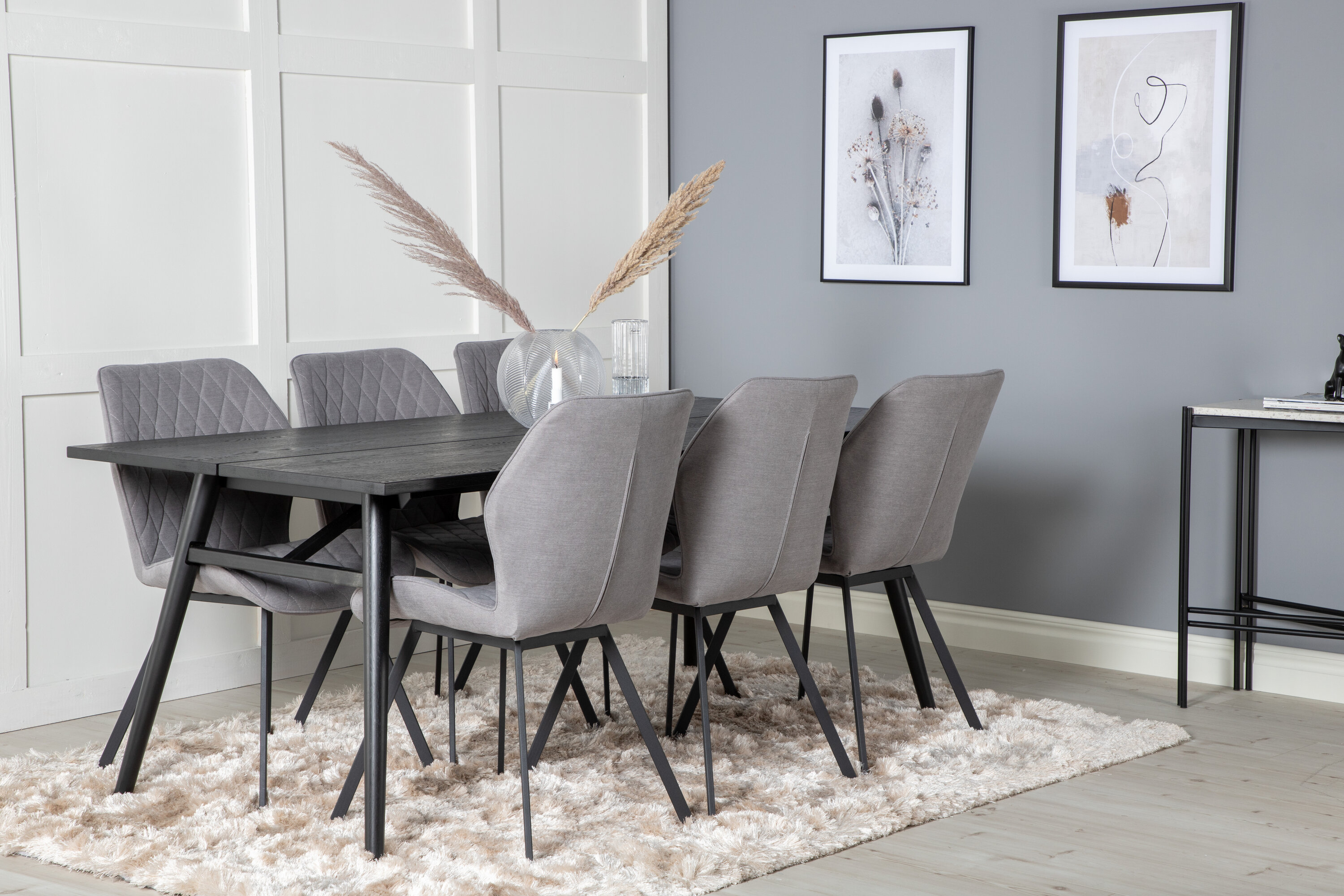 Détail du ensemble repas rectangulaire Sleek, Gemma noir, gris, brossé clair Table : 75 x 195 x 95 Chaise : 63 x 90 x 50 cm