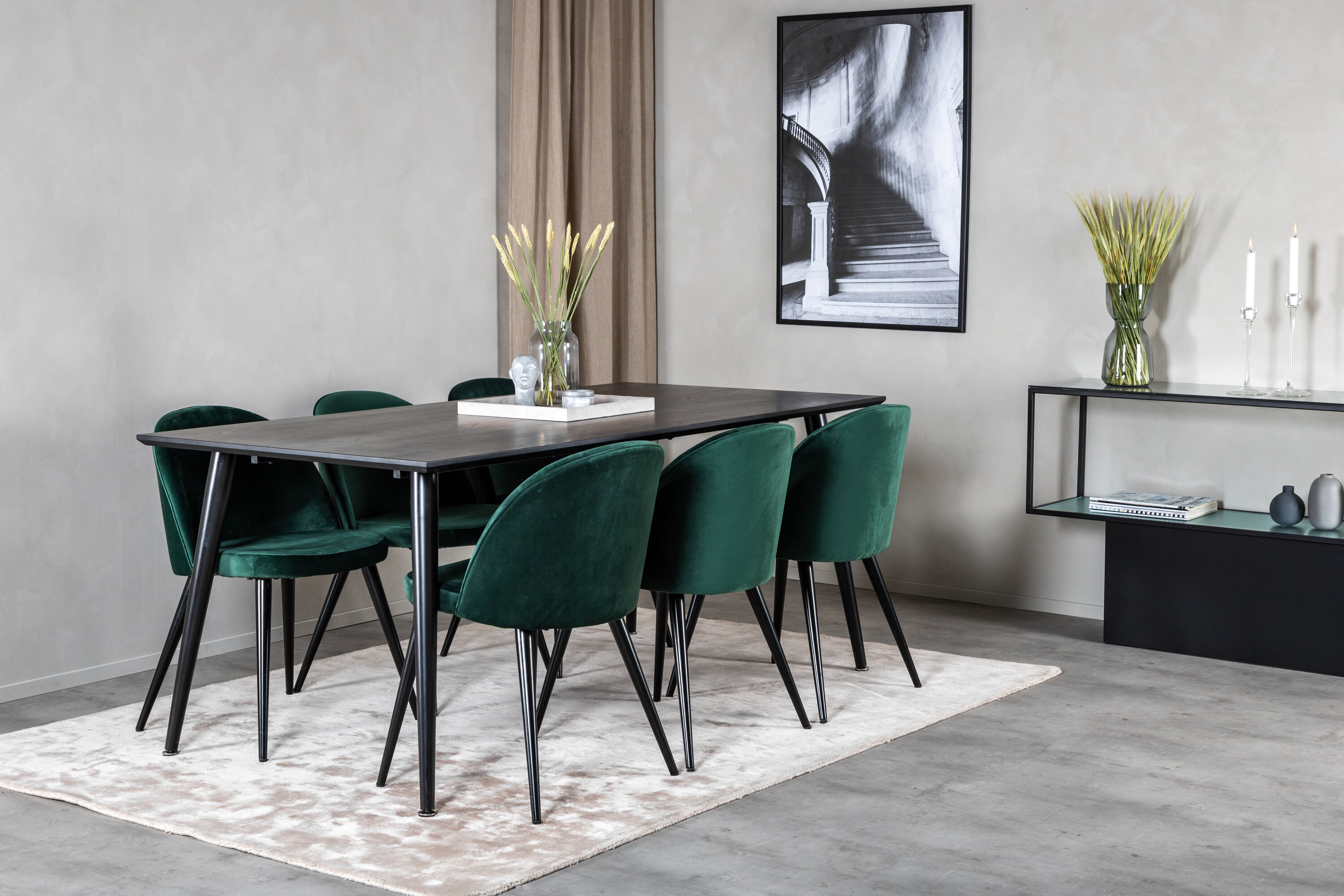 Détail du ensemble repas rectangulaire Dipp, Velvet noir, vert Table : 75,5 x 180 x 90 Chaise : 57 x 76,5 x 50 cm