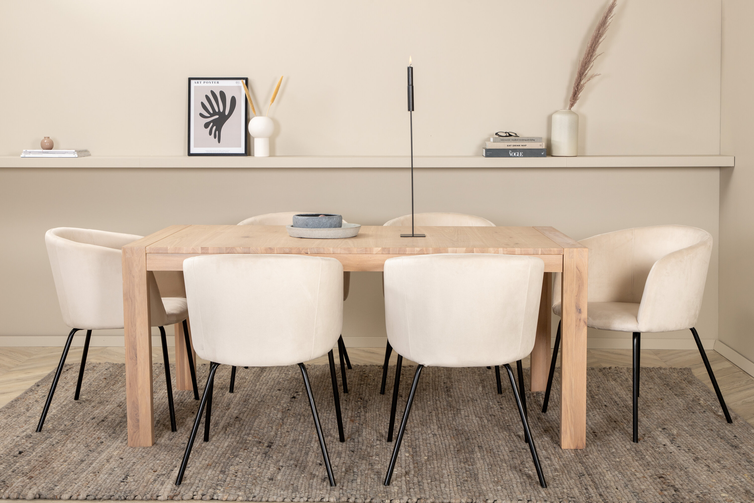 Détail du ensemble repas rectangulaire Slider, Berit blanchi, beige, noir Table : 75 x 170 x 95 Chaise : 55 x 78 x 55 cm