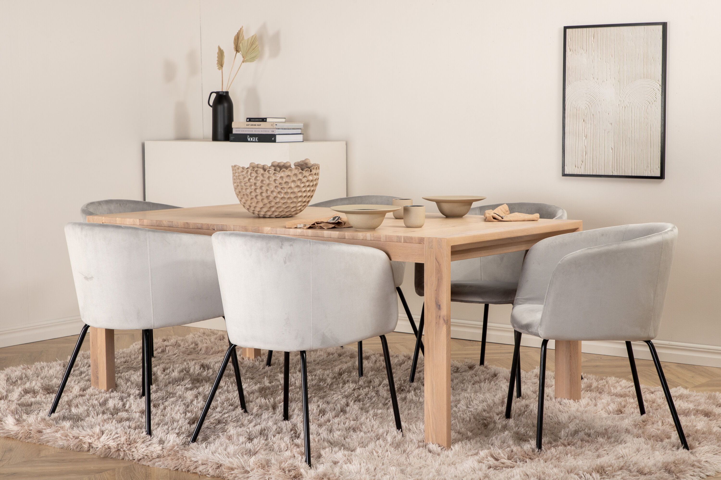 Détail du ensemble repas rectangulaire Slider, Berit blanchi, noir, gris Table : 75 x 170 x 95 Chaise : 55 x 78 x 55 cm