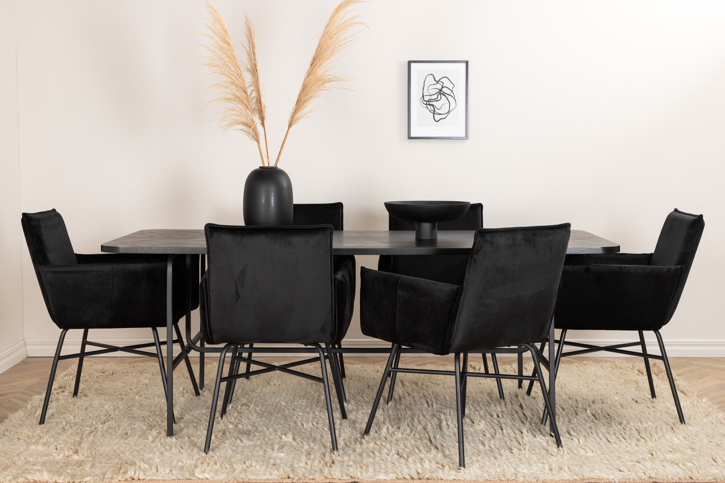 Détail du ensemble repas rectangulaire Uno, Petra noir Table : 74 x 200 x 90 Chaise : 60 x 87 x 57 cm
