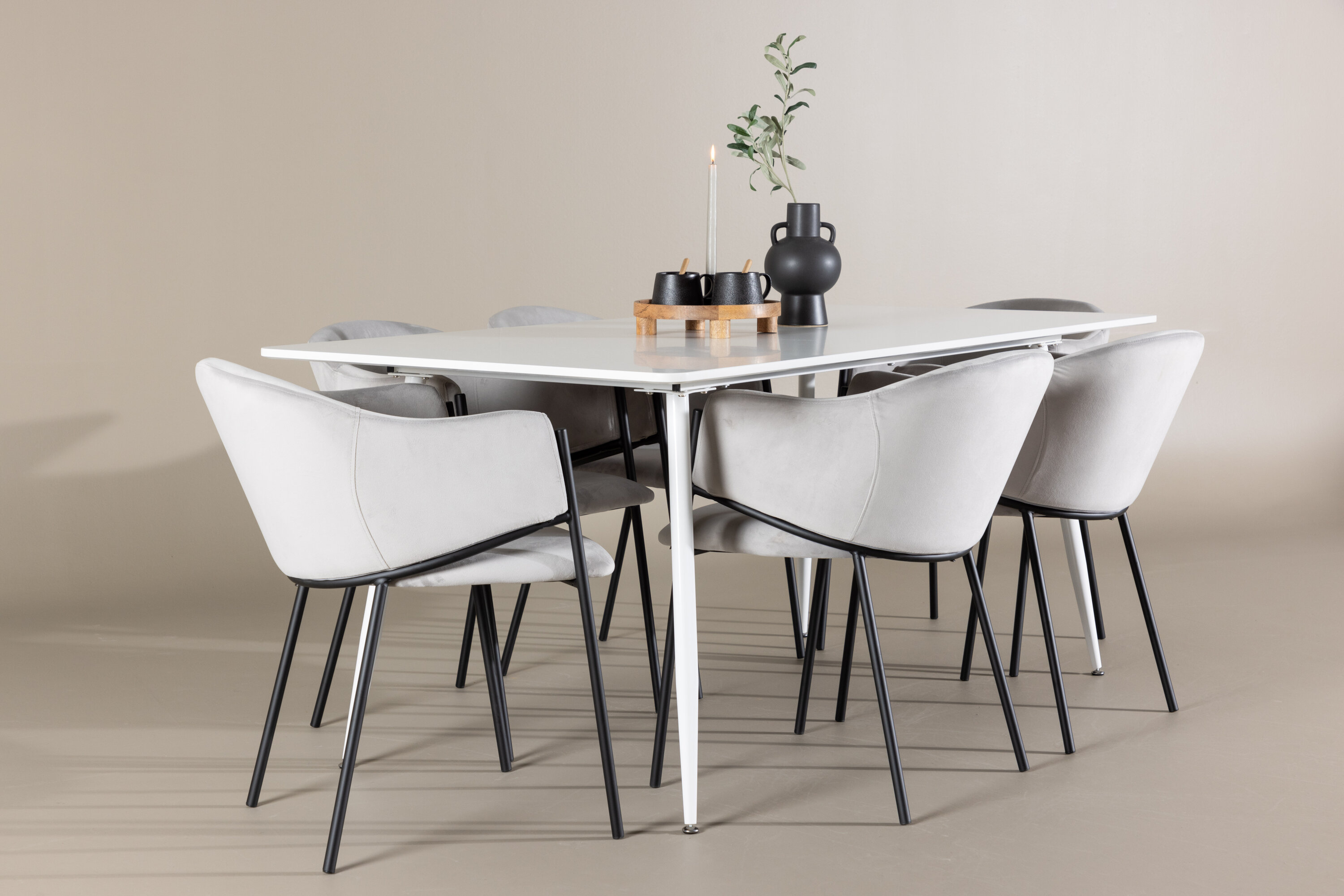 Silar, Evelina ensemble repas rectangulaire blanc, noir, gris en situation dans une pièce décorée